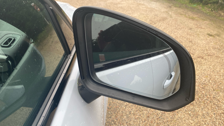 Volvo XC40 175kW Recharge Plus 69kWh 5dr Auto Electric Estate